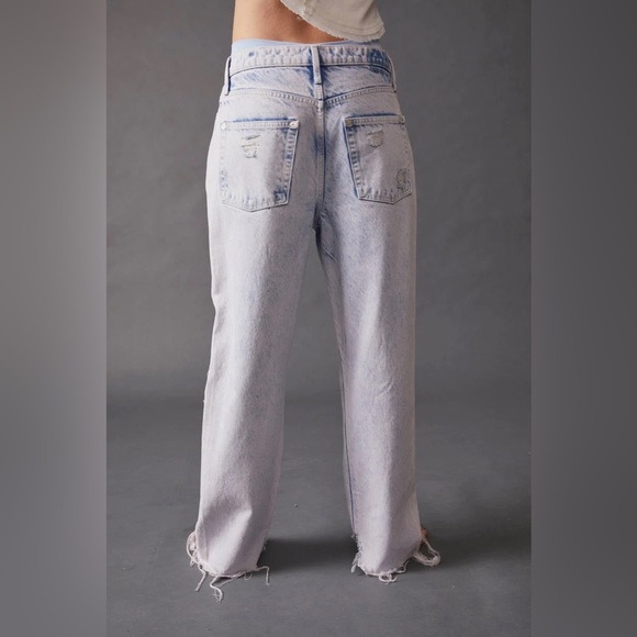 Free People Tapered Baggy Boyfriend Distressed Jeans Purple Rock Light Wash NEW - Picture 3 of 12